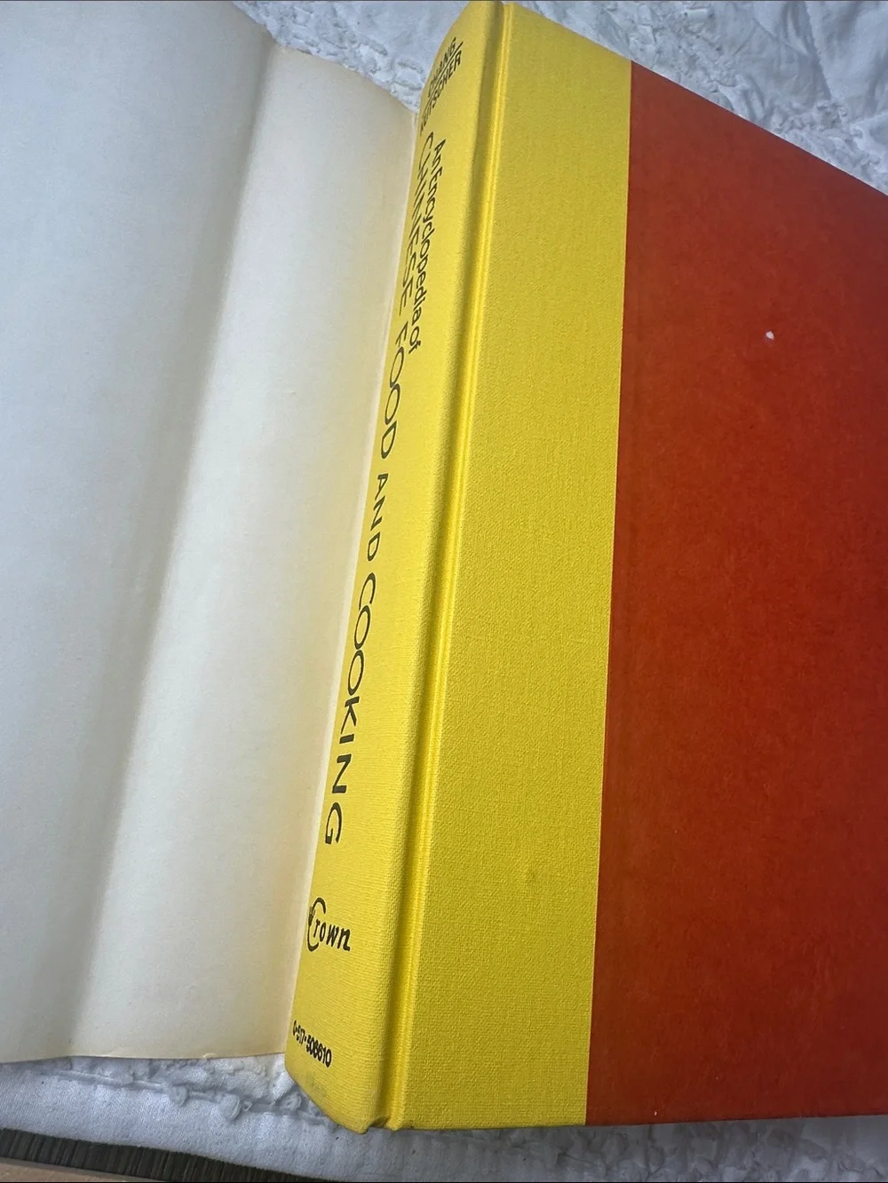 An Encyclopedia of Chinese Food and Cooking — Yellow Hardcover Cookbook 1979